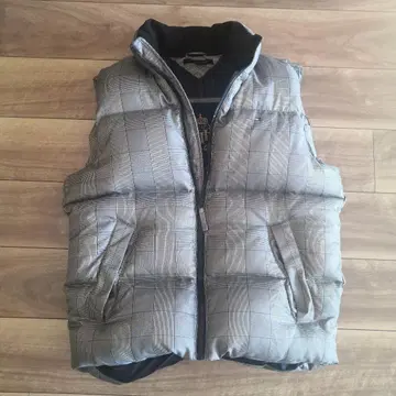 타미힐피거 체크 무늬 다운 베스트