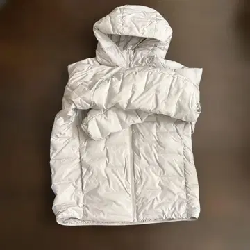 UNIQLO PUFFTECH 화이트 다운 자켓 L