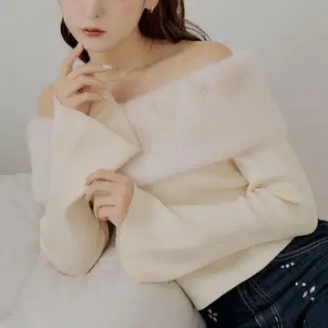 Chico 볼륨 퍼 오프숄더 니트