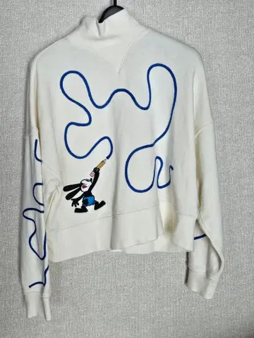 Disney Oswald the Lucky Rabbit 트레이닝복