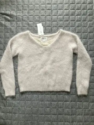 JILL by JILL STUART V넥 니트