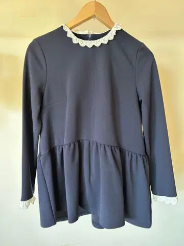 셋업 레이스 프릴 네이비