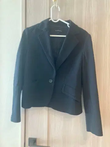 그린 레이블 릴랙싱 블랙 정장 세트 40