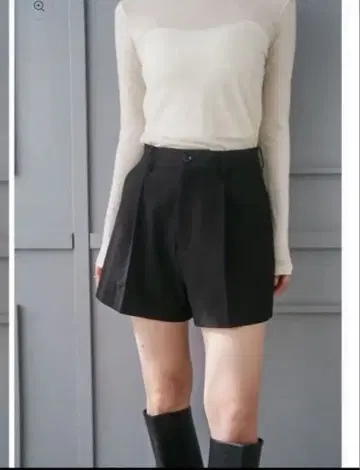 CONNSE 숏팬츠 미사용 새상품 블랙