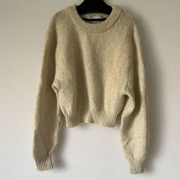 ZARA 크루넥 니트 스웨터