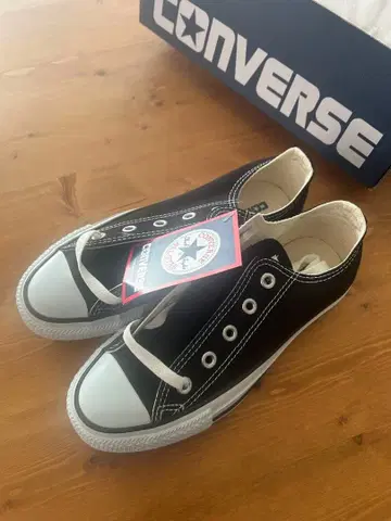 CONVERSE 블랙 로우컷 스니커즈
