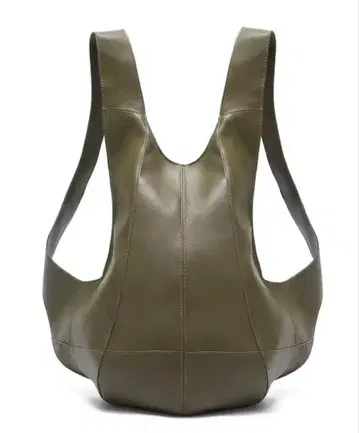 올리브색 인조 가죽 백팩