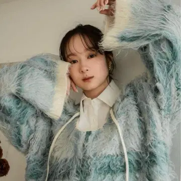 mideal 마이딜 체크 샤기 니트 풀오버 니트 블루