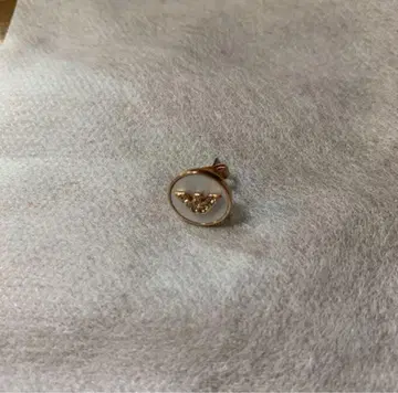 엠포리오 아르마니 귀걸이 (한쪽 귀용)