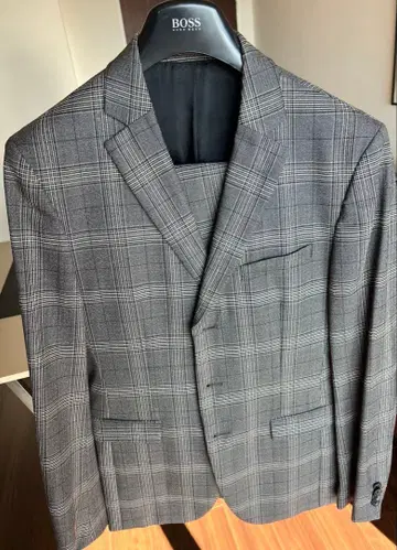 BOSS 체크 무늬 비즈니스 정장