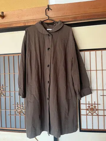 삼밸리 브라운 버튼 하프 코트 사이즈 M