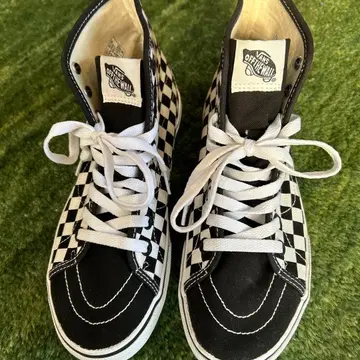 Vans 블랙 x 화이트 체크 무늬 하이컷 스니커즈 24cm