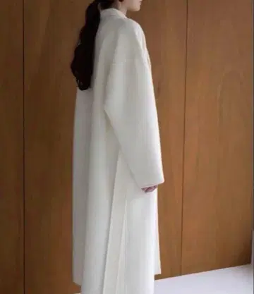 na.e 화이트 벨트 부착 롱 코트