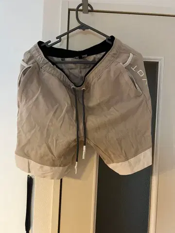 pvoL 베이지 L 사이즈 숏팬츠