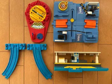 프라레일 역과 레일 세트