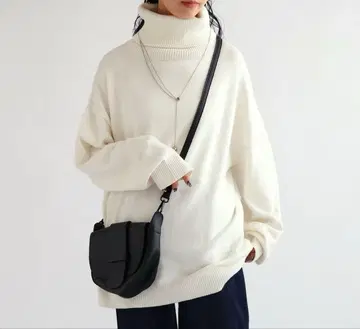 안티카 완판템 터틀 니트 니트 풀오버 쫀득쫀득 마쉬멜로우 아이보리