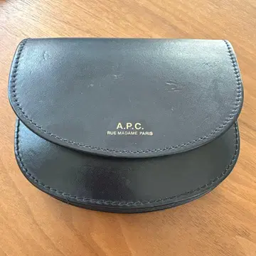 A.P.C. 블랙 가죽 코인 케이스 아페쎄