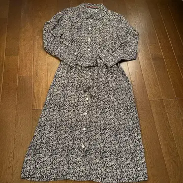 꽃무늬 코튼 긴팔 원피스