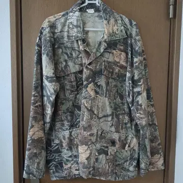 카모 패턴 긴팔 셔츠 M 사이즈