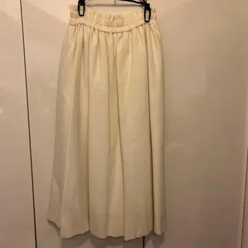 에브레 아이보리 롱 스커트