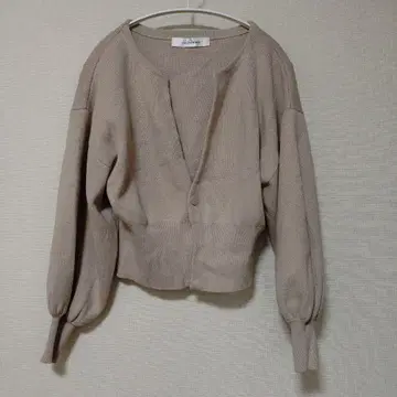 LAGUNAMOON 베이지 니트 버튼 V넥