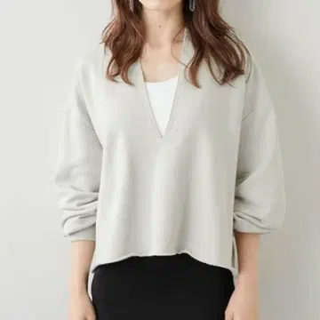 윔 가젯 맨투맨 V넥 풀오버 2 25년 긴팔 상의