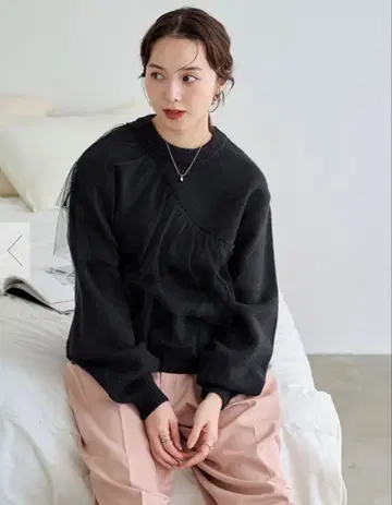 택 포함 새상품 titivate 숄더 튤 프릴 풀오버