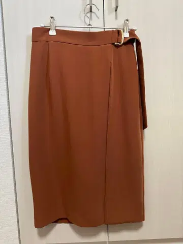 [ 새상품급 ] 핑키앤다이안 타이트 스커트 36