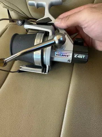 Daiwa Tournament Surf Z 45T 스피닝 릴