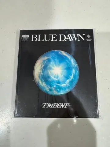 TRIDENT BLUE DAWN