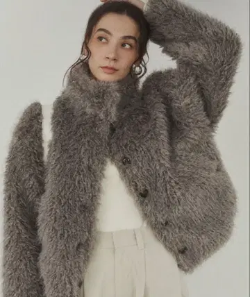 ANGIE 인조 모피 블루종 (샤기 퍼) 그레이