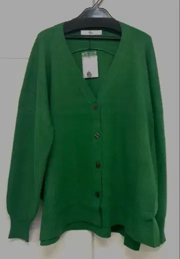 Mal. 그린 V넥 가디건 새상품