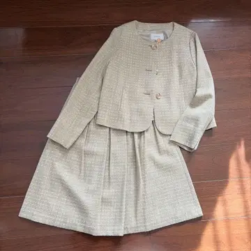 겨울 상품 세일 새상품급 TWO:C 베이지 트위드 셋업