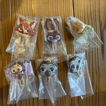 주토피아 아이스캔디 참 팩쿤초 가챠가챠