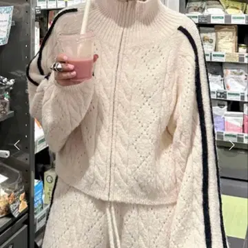 새상품급 Alley by w closet 니트 가디건 아이보리