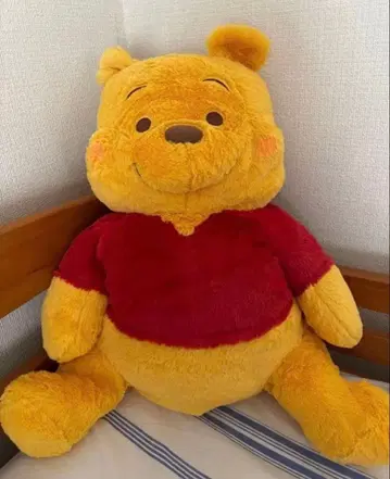 곰돌이 푸 빨간 볼 그랑데 봉제 인형 앉아있는 Ver. 곰돌이 푸