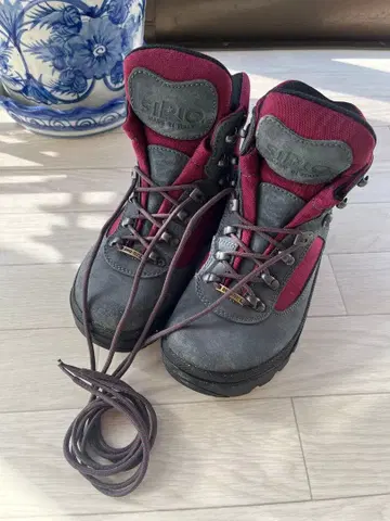 시리오 아웃도어 부츠 그레이/보르도 이탈리아제