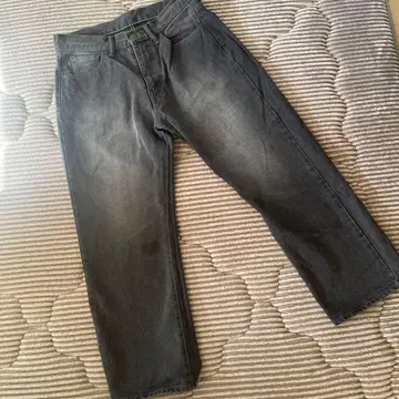 Bohemians 다크 그레이 스트레이트 데님