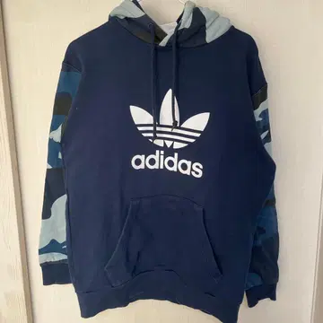 adidas 후드 부착 후드티 네이비/카모플라쥬