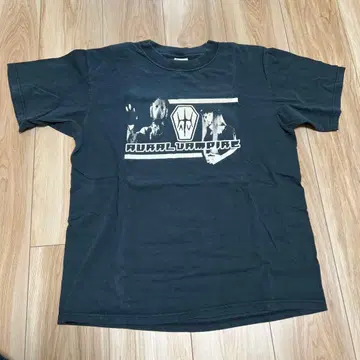 Aural Vampire T셔츠 블랙