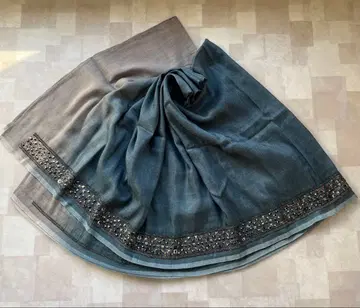 비즈 장식 그라데이션 스카프 새상품급