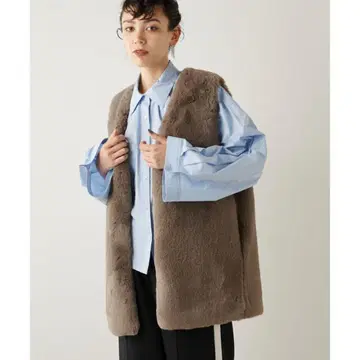 [ THE PAUSE ] 에코 퍼 V넥 베스트