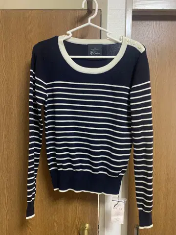 새상품 Les petits bonheurs Reefur 울 100% 니트