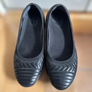 Reef 블랙 플랫슈즈