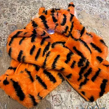 디즈니 리조트 티거 머플러