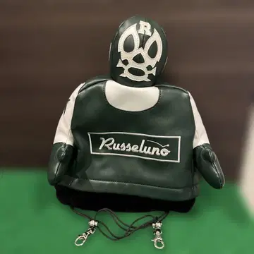 러셀노의 아이언용 골프헤드커버입니다