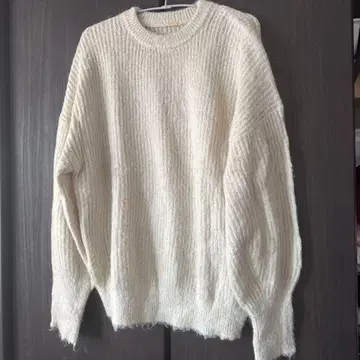 새상품급 미라 오웬 모헤어 아이보리 리브 편 스웨터