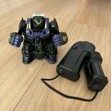 타카라토미 부트바스터