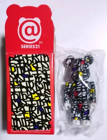 베어브릭 21 아티스트 에릭 헤이즈