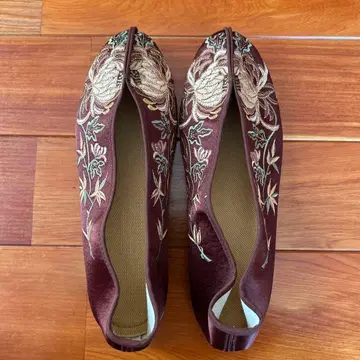 꽃무늬 자수 차이나 신발